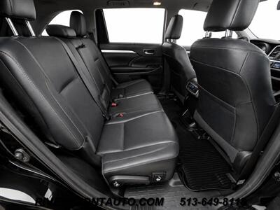 2017 Toyota Highlander XLE AWD 4dr SUV - Photo 23 - Middletown, OH 45042