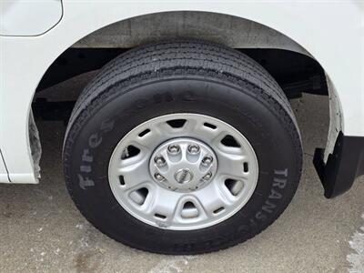 2018 Nissan NV 1500 SV 3dr Cargo Van   - Photo 23 - Middletown, OH 45042