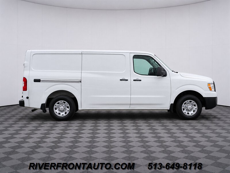 2018 Nissan NV 1500 SV 3dr Cargo Van - Photo 6 - Middletown, OH 45042