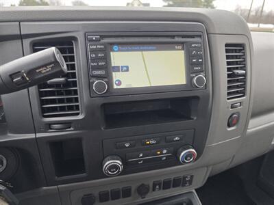 2018 Nissan NV 1500 SV 3dr Cargo Van   - Photo 12 - Middletown, OH 45042