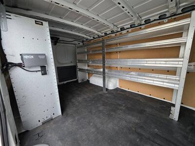 2018 Nissan NV 1500 SV 3dr Cargo Van   - Photo 19 - Middletown, OH 45042