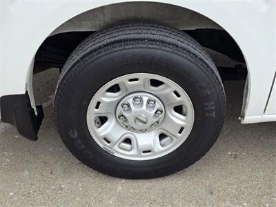 2018 Nissan NV 1500 SV 3dr Cargo Van   - Photo 24 - Middletown, OH 45042