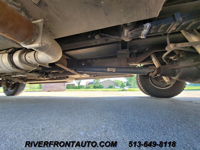 2001 Ford F-350 - Photo 19
