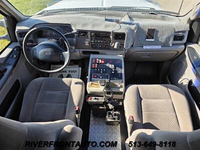 2001 Ford F-350 4X4 7.3L Powerstroke Ambulance   - Photo 2 - Middletown, OH 45042