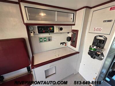 2001 Ford F-350 4X4 7.3L Powerstroke Ambulance   - Photo 23 - Middletown, OH 45042