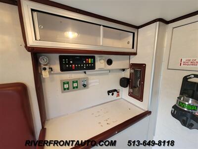 2001 Ford F-350 4X4 7.3L Powerstroke Ambulance   - Photo 59 - Middletown, OH 45042