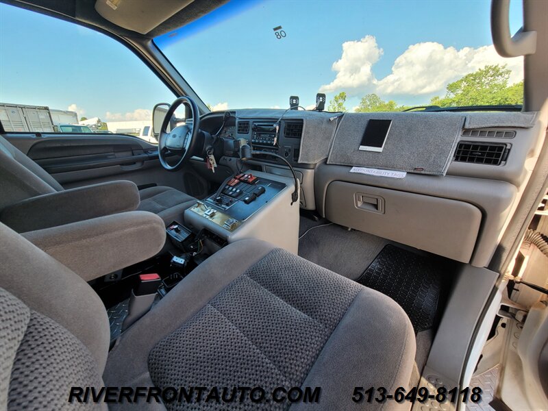 2001 Ford F-350 - Photo 29