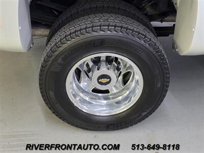 2018 Chevrolet Silverado 3500 High Country Duramax 4x4 - Photo 24 - Middletown, OH 45042