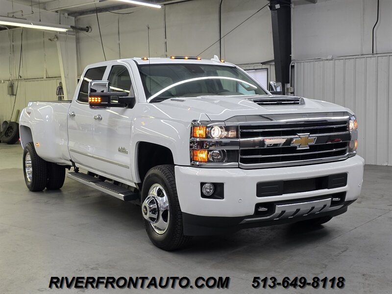 2018 Chevrolet Silverado 3500 High Country Duramax 4x4 - Photo 12 - Middletown, OH 45042