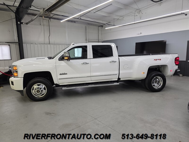 2018 Chevrolet Silverado 3500 High Country Duramax 4x4 - Photo 9 - Middletown, OH 45042