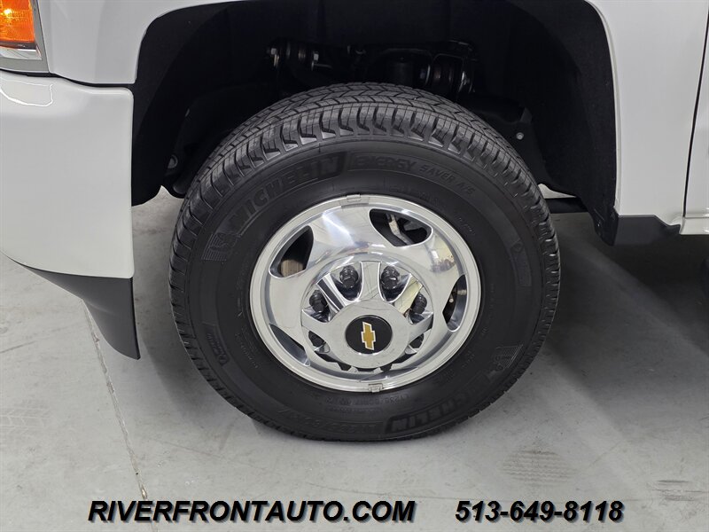 2018 Chevrolet Silverado 3500 High Country Duramax 4x4 - Photo 23 - Middletown, OH 45042