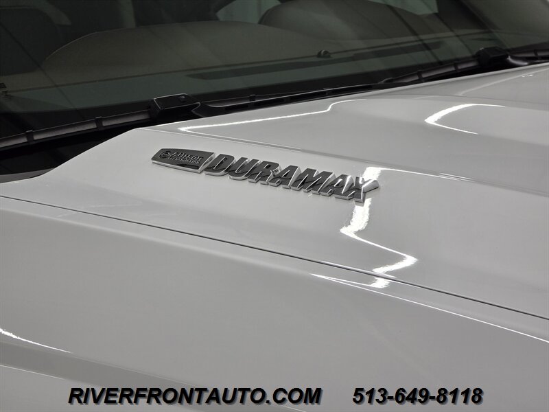 2018 Chevrolet Silverado 3500 High Country Duramax 4x4 - Photo 32 - Middletown, OH 45042