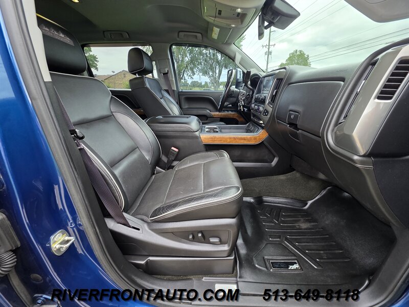 2017 Chevrolet Silverado 2500 High Country Duramax 4x4 - Photo 17 - Middletown, OH 45042