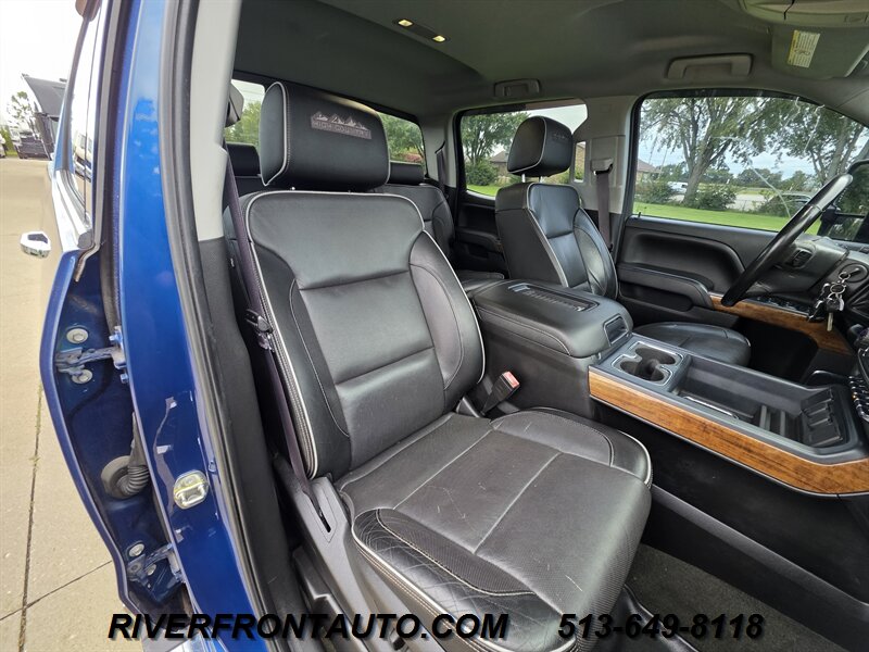 2017 Chevrolet Silverado 2500 High Country Duramax 4x4 - Photo 21 - Middletown, OH 45042