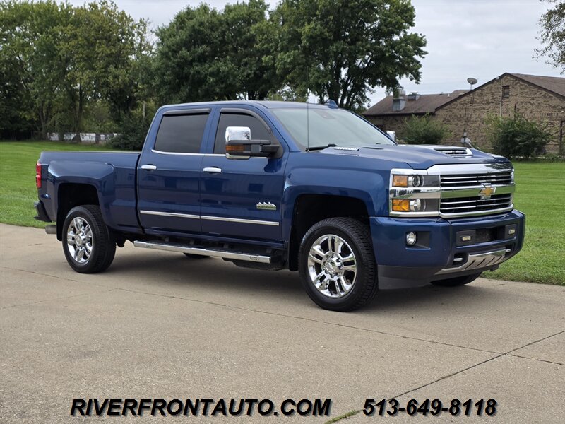 2017 Chevrolet Silverado 2500 High Country Duramax 4x4 - Photo 8 - Middletown, OH 45042