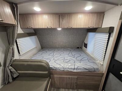 2022 Winnebago Micro Minnie 1800BH   - Photo 13 - Middletown, OH 45042