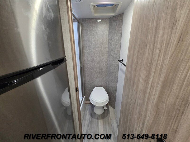 2022 Winnebago Micro Minnie 1800BH - Photo 15 - Middletown, OH 45042
