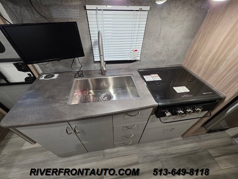 2022 Winnebago Micro Minnie 1800BH - Photo 19 - Middletown, OH 45042