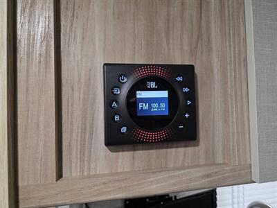 2022 Winnebago Micro Minnie 1800BH   - Photo 27 - Middletown, OH 45042