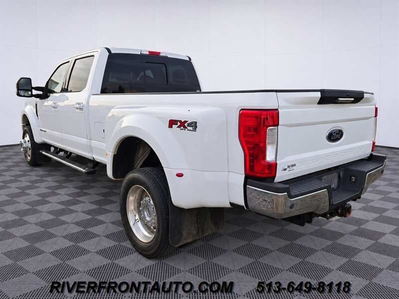 2017 Ford F-450 Lariat FX4 6.7L Powerstroke - Photo 2 - Middletown, OH 45042
