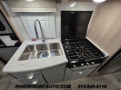 2023 Winnebago Micro Minnie 2108DS   - Photo 17 - Middletown, OH 45042