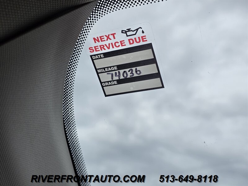 2019 Chrysler Pacifica Touring L Mobility Van - Photo 24 - Middletown, OH 45042