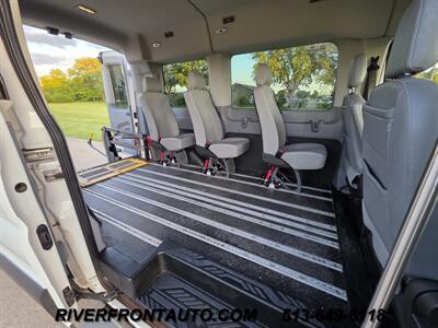 2019 Ford Transit Medium Roof Mobility Van   - Photo 4 - Middletown, OH 45042
