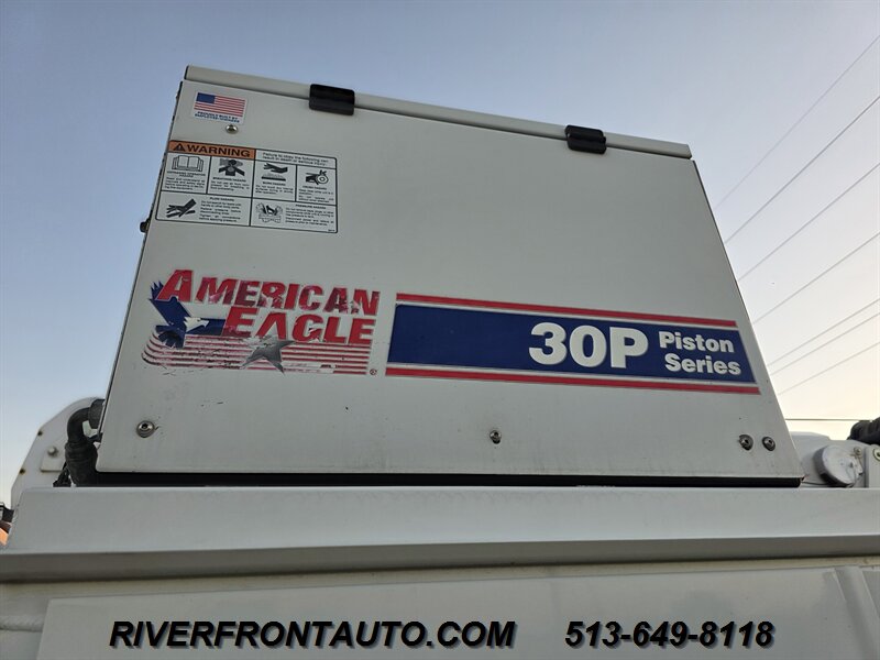 2019 Ford F-550 Diesel 4x4 Crane Truck - Photo 4 - Middletown, OH 45042