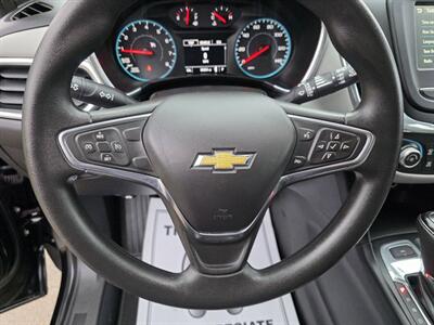 2018 Chevrolet Equinox LS 4x4 4dr SUV w/1LS   - Photo 10 - Middletown, OH 45042