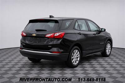 2018 Chevrolet Equinox LS 4x4 4dr SUV w/1LS - Photo 2 - Middletown, OH 45042