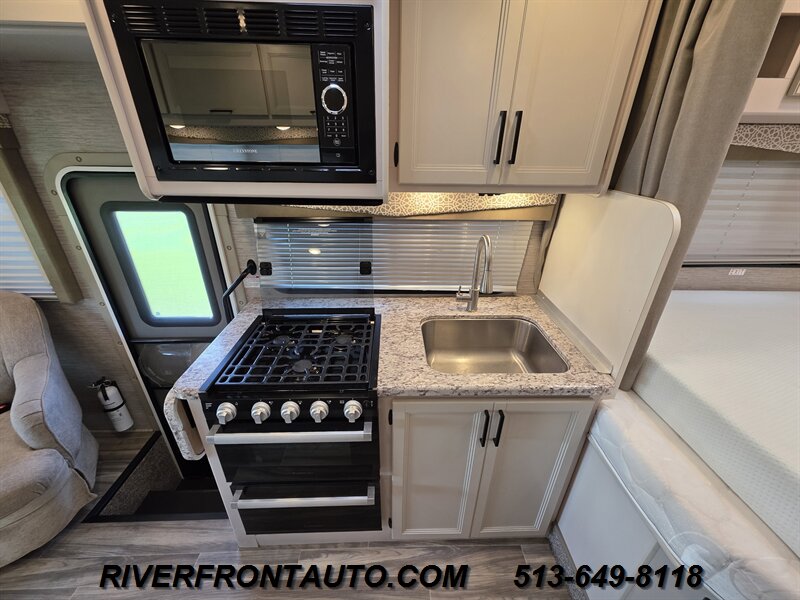 2022 Thor Freedom Elite 23H LIKE NEW!! - Photo 15 - Middletown, OH 45042