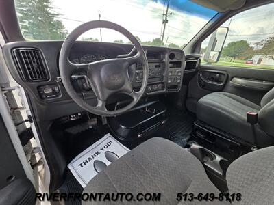 2004 GMC TopKick C4500 Duramax Diesel - Photo 9 - Middletown, OH 45042