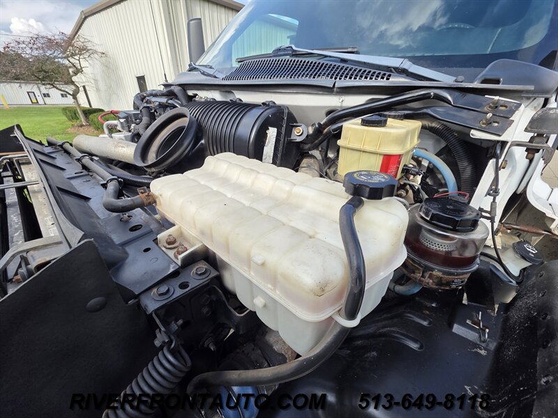 2004 GMC TopKick C4500 Duramax Diesel - Photo 16 - Middletown, OH 45042