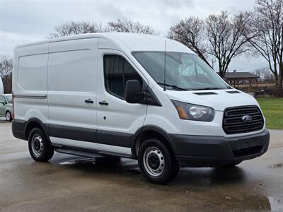 2017 Ford Transit 250 3dr SWB Medium Roof Cargo Van w/Sliding Passen   - Photo 8 - Middletown, OH 45042