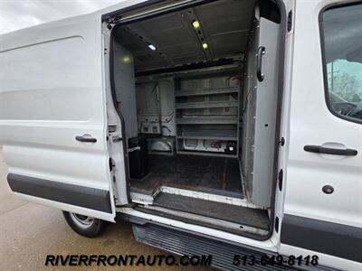 2017 Ford Transit 250 3dr SWB Medium Roof Cargo Van w/Sliding Passen   - Photo 16 - Middletown, OH 45042