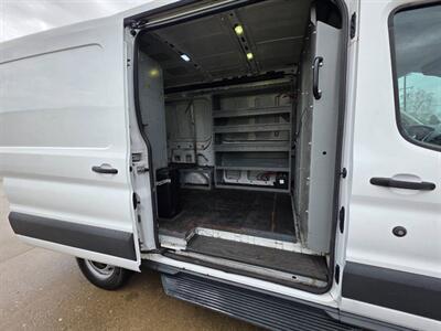 2017 Ford Transit 250 3dr SWB Medium Roof Cargo Van w/Sliding Passen   - Photo 16 - Middletown, OH 45042