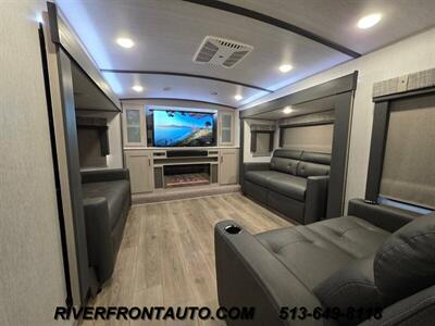 2024 Forest River Heritage Glen Hyper Lite 36FL 44 FEET   - Photo 3 - Middletown, OH 45042