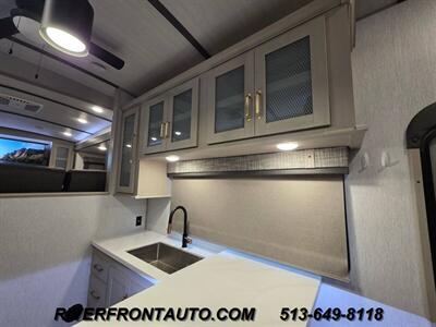 2024 Forest River Heritage Glen Hyper Lite 36FL 44 FEET   - Photo 18 - Middletown, OH 45042