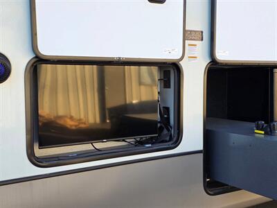 2024 Forest River Heritage Glen Hyper Lite 36FL   - Photo 22 - Middletown, OH 45042