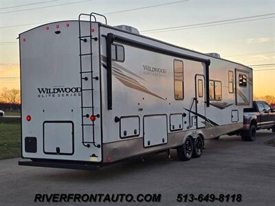 2024 Forest River Heritage Glen Hyper Lite 36FL 44 FEET   - Photo 13 - Middletown, OH 45042