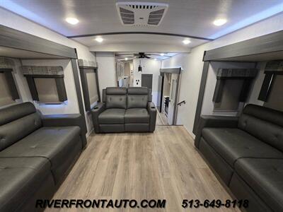 2024 Forest River Heritage Glen Hyper Lite 36FL 44 FEET   - Photo 15 - Middletown, OH 45042