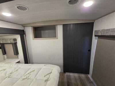 2024 Forest River Heritage Glen Hyper Lite 36FL   - Photo 25 - Middletown, OH 45042