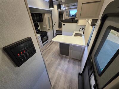 2024 Forest River Heritage Glen Hyper Lite 36FL   - Photo 45 - Middletown, OH 45042