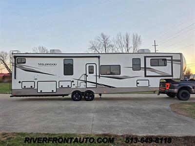 2024 Forest River Heritage Glen Hyper Lite 36FL 44 FEET   - Photo 12 - Middletown, OH 45042