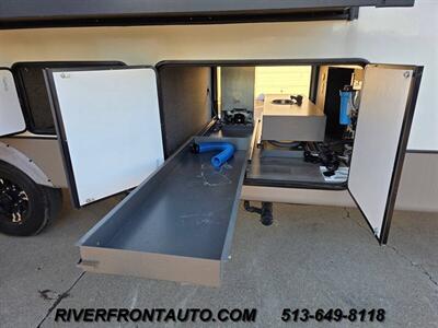 2024 Forest River Heritage Glen Hyper Lite 36FL 44 FEET   - Photo 24 - Middletown, OH 45042