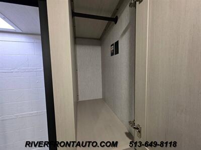 2024 Forest River Heritage Glen Hyper Lite 36FL 44 FEET   - Photo 30 - Middletown, OH 45042