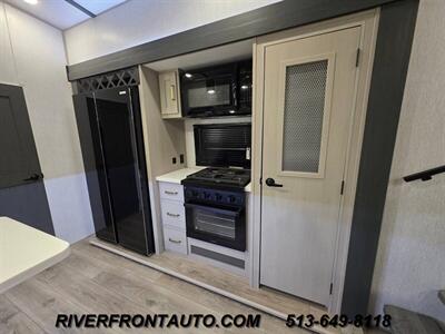 2024 Forest River Heritage Glen Hyper Lite 36FL 44 FEET   - Photo 43 - Middletown, OH 45042