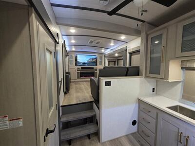 2024 Forest River Heritage Glen Hyper Lite 36FL   - Photo 44 - Middletown, OH 45042