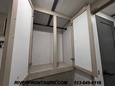 2024 Forest River Heritage Glen Hyper Lite 36FL 44 FEET   - Photo 27 - Middletown, OH 45042