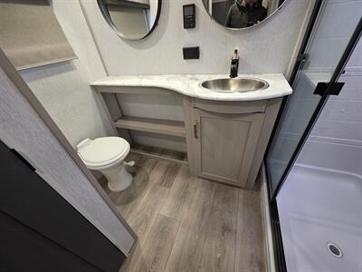 2024 Forest River Heritage Glen Hyper Lite 36FL   - Photo 34 - Middletown, OH 45042